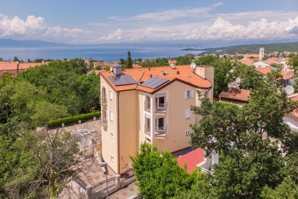 B&B Pansion Vago Malinska Exterior photo